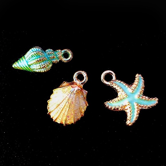 BRAND NEW 3 Adorable Colorful Seaside Charms 1/2" - Picture 7 of 11